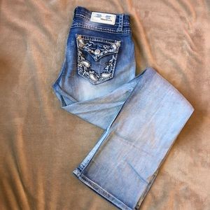 Size 28 Grace in LA bootcut  jeans
